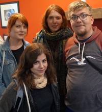 Von links: Sina-Sophie Kurth, Marie-Claire Jovanovic, Paula Peckmann und Tjark Barth von der Uni Hannover haben nachgefragt (Foto: Juliane Dickel)